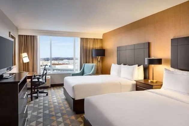 DoubleTree by Hilton Pointe Claire Montreal Airport West - Oda