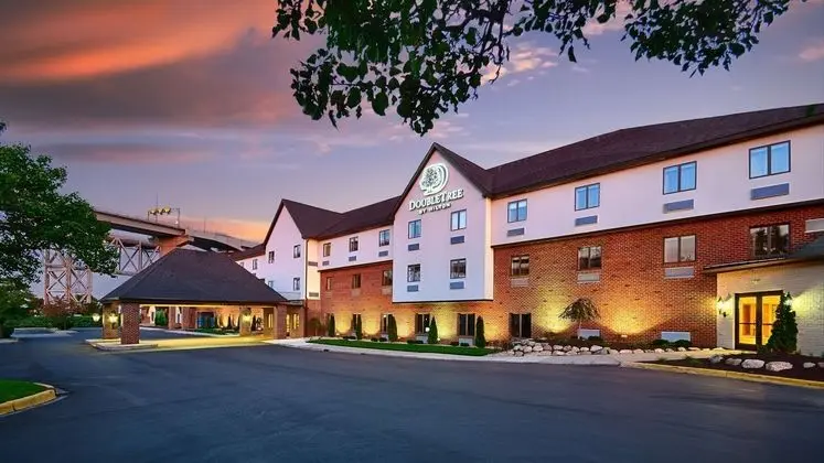 DoubleTree by Hilton Port Huron - Dış Mekan