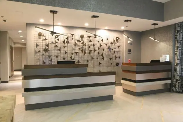 DoubleTree by Hilton Rockland, MA - Lobi