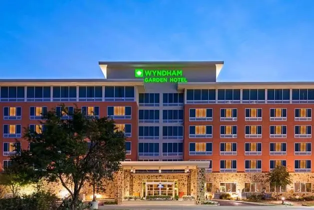 DoubleTree by Hilton San Antonio Northwest