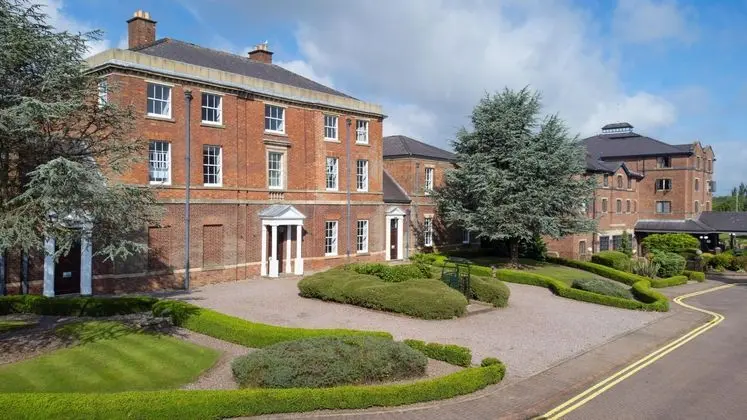 DoubleTree by Hilton Stoke on Trent - Dış Mekan