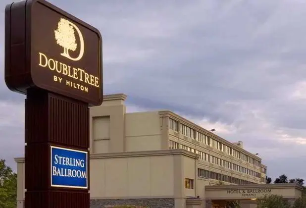 DoubleTree by Hilton Hotel Tinton Falls