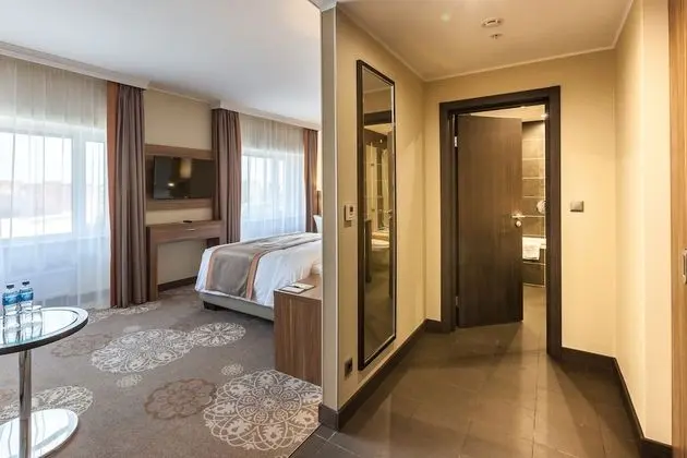 DoubleTree by Hilton Hotel Tyumen - Oda