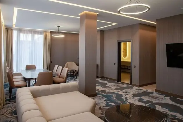 DoubleTree by Hilton Vladikavkaz - Klüp/Executive