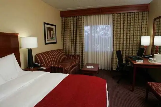 Doubletree Hotel Holland 