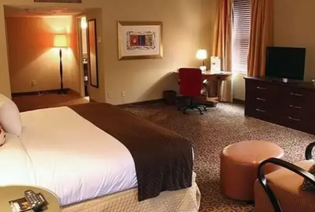 Doubletree Hotel Memphis Downtown