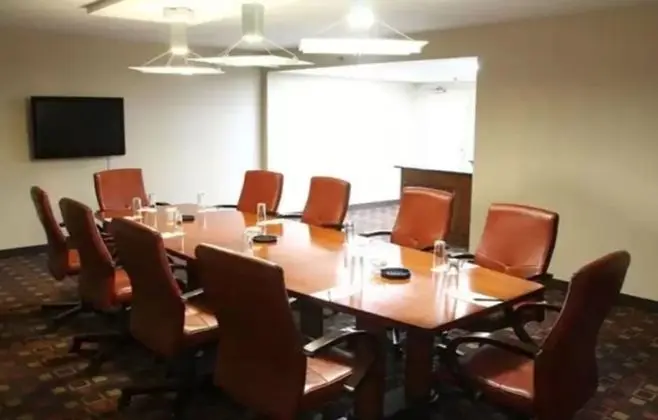 Doubletree Hotel Memphis Downtown - İş / Konferans