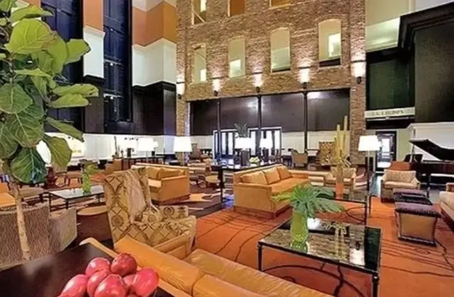 Doubletree Hotel Memphis Downtown - Lobi