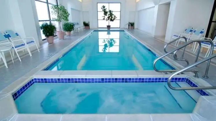 Doubletree Hotel Milwaukee- Brookfield