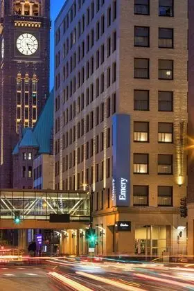 The Doubletree Hotel Minneapolis - Dış Mekan