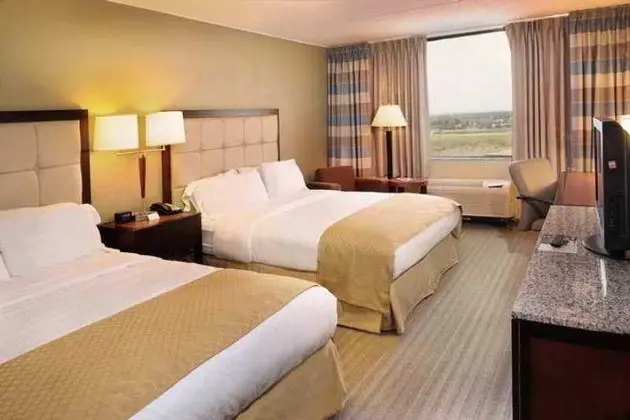 Doubletree Hotel St. Louis at Westport 