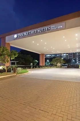 DoubleTree Suites By Hilton Bangalore - Dış Mekan