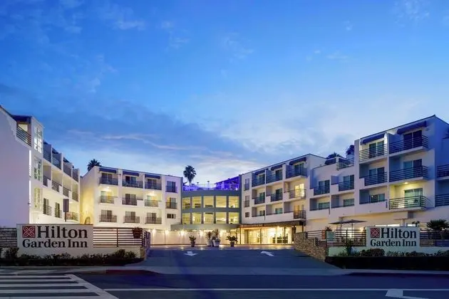 DoubleTree Suites by Hilton Hotel Doheny Beach - Dış Mekan
