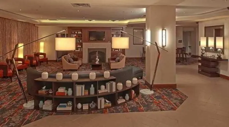 DoubleTree Suites by Hilton Hotel Minneapolis