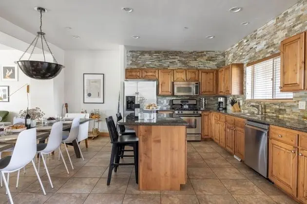 Douglas by Avantstay Charming Townhouse Mins From Deer Valley Resort - Öne Çıkan Resim