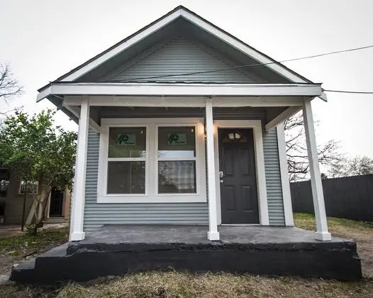 Douglas Way Remodeled House Near Downtown 1ba/1ba