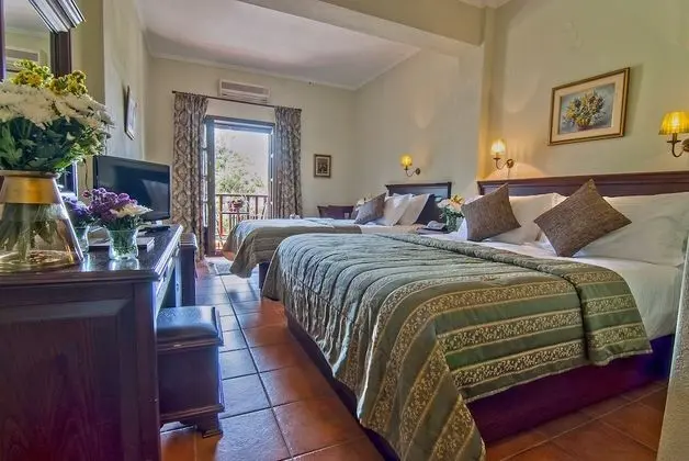 Doupiani House Hotel - Oda