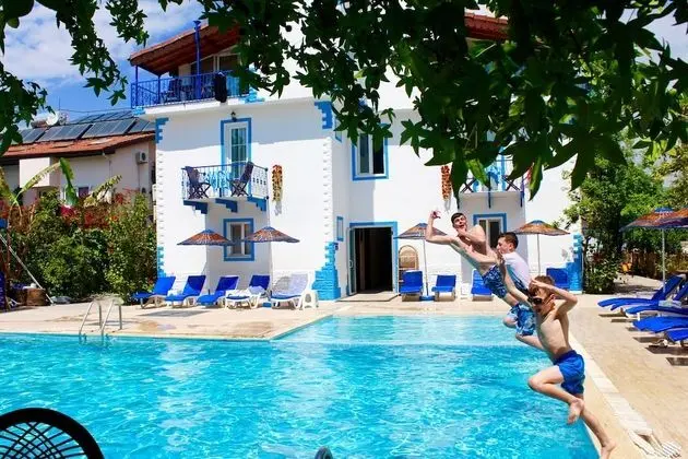 Dove Apart Hotel - Havuz