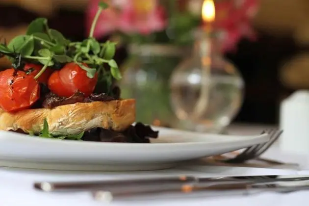 The Dower House Hotel - Yerinde Yemek