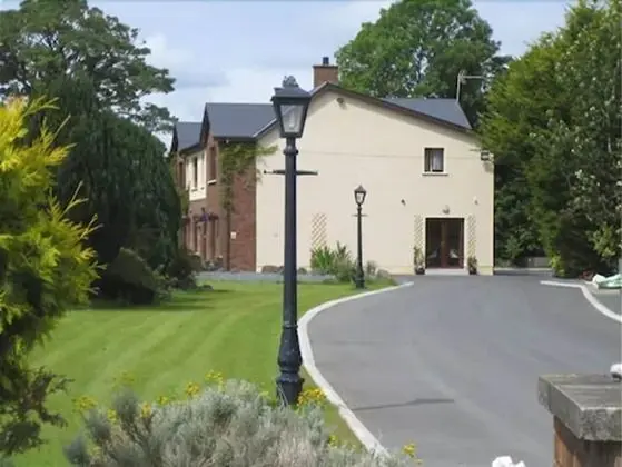 Down Royal House B&B