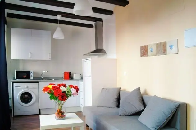 Down Town 13 Apartments - Öne Çıkan Resim