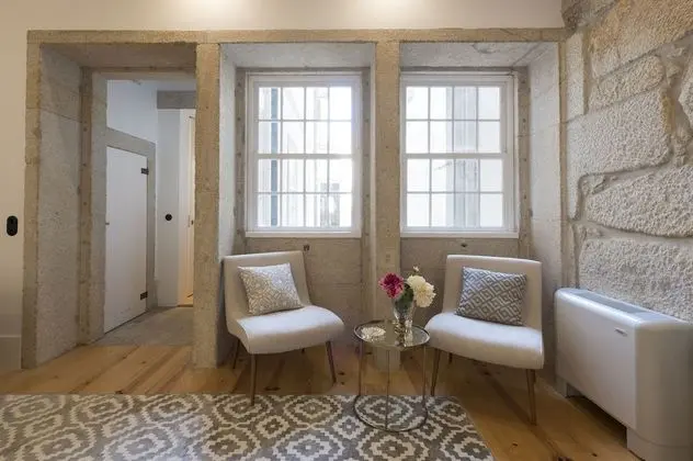 Downtown Almada Loft