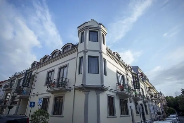 Downtown Hotel
