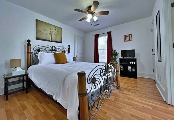 Downtown Greensboro Apartments - Oda