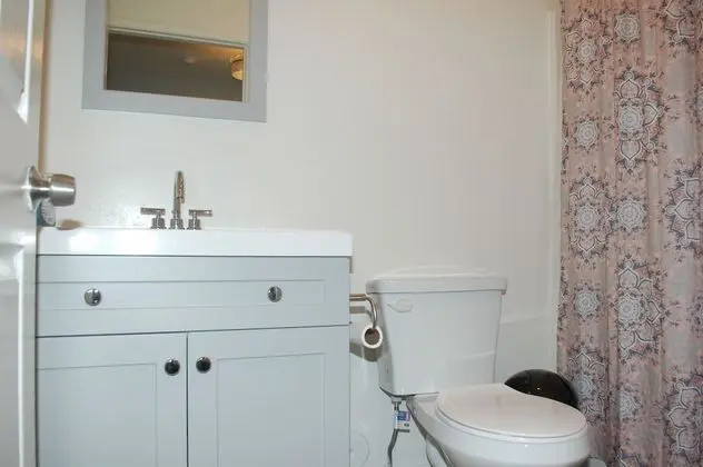 Downtown LA Comfortable Bedrooms - Banyo Tipleri