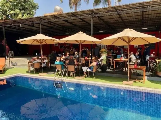 Downtown Siem Reap Villa - Havuz
