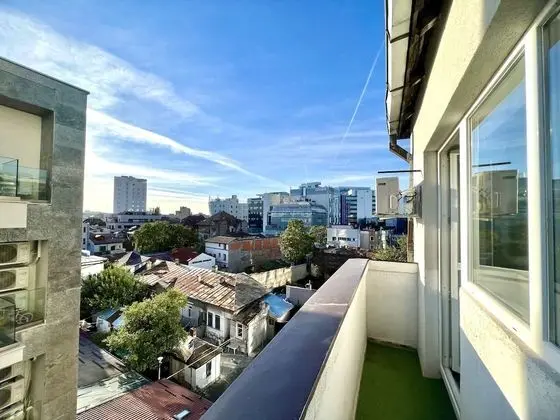 Downtown Victoria Apartments