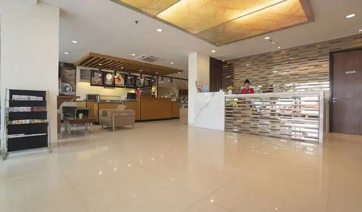d'primahotel Airport Jakarta 1 - Lobi