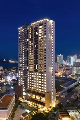 DQUA Hotel And Apartment