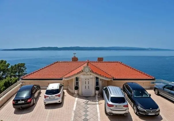 Draga - 10 m From sea - A2