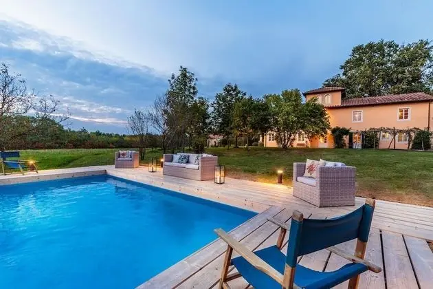 Villa Drago an Authentic Farmhouse With Private Pool in Orentano - Oda