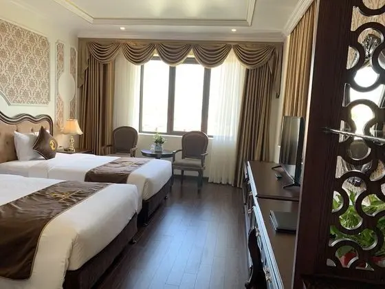 Dragon Legend Hotel - Oda