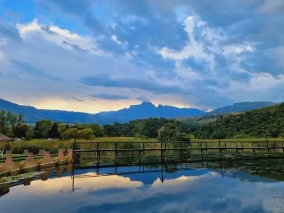Dragon Peaks Mountain Resort - Genel