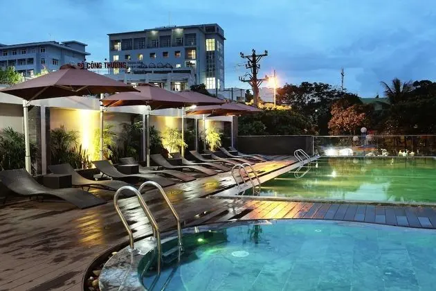 Dragon Sea Hotel Sam Son - Havuz