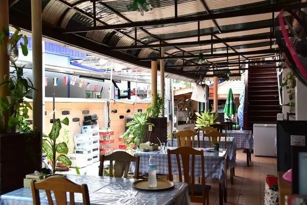 Dragon Serviced Apartment - Yerinde Yemek