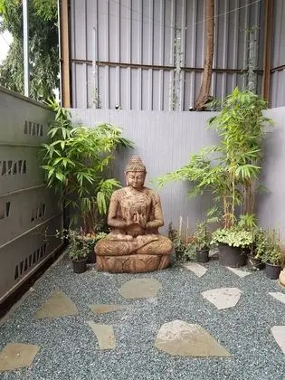 Dragonfly Hotel - The Art Hotel - Lobi