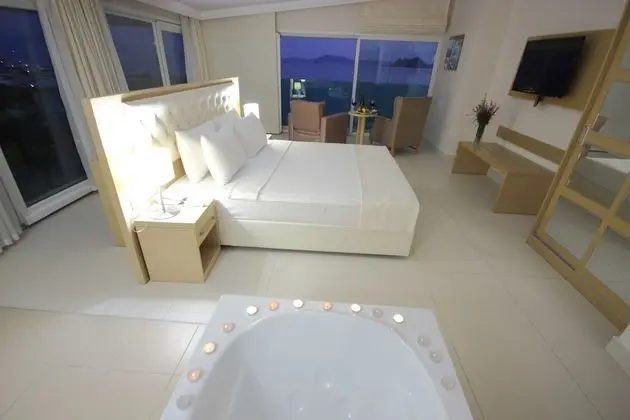 Dragut Point North Hotel - Oda