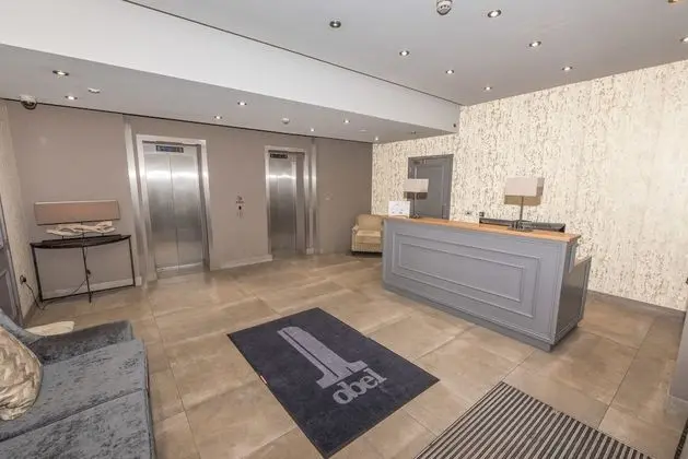 Dream Apartments - The Obel Building - Lobi