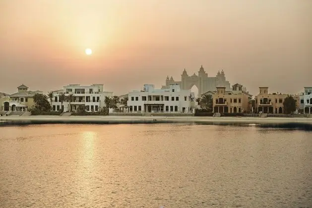 Dream Inn Dubai - Palm Villa Frond E