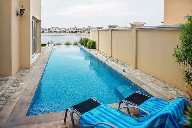 Dream Inn Dubai - Palm Villa Frond E - Havuz