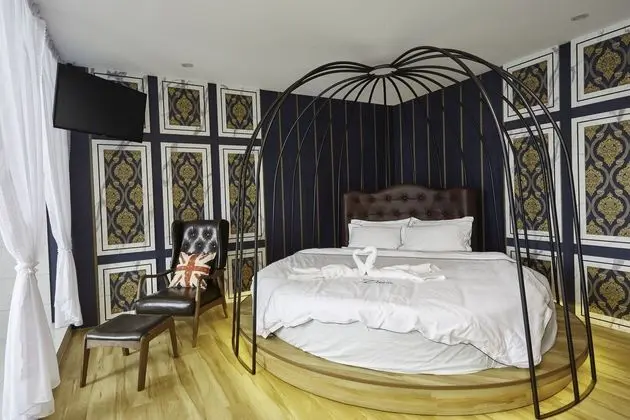 DREAM LUXURY HOTEL