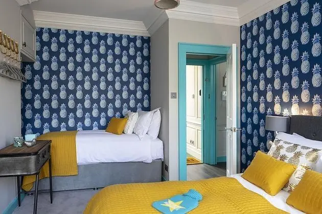 Dream Stays Bath - Kingsmead Street