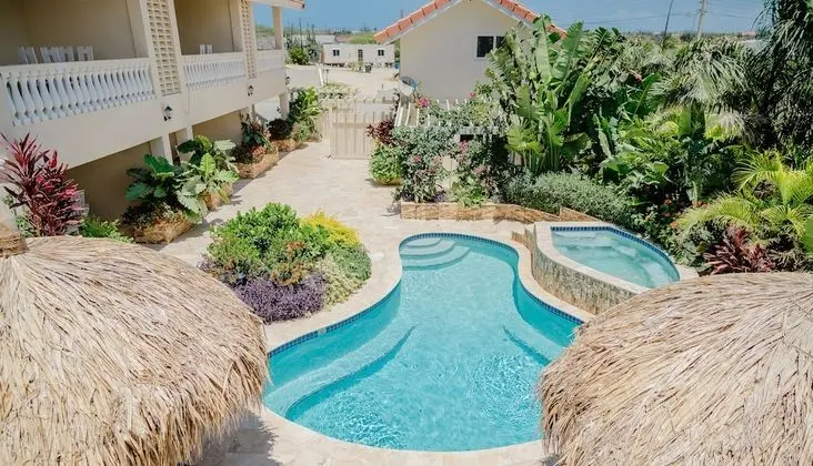 Dream Suites Aruba Stunning 4-bedroom Apartment