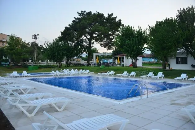Dream Town Hotel & Restaurant