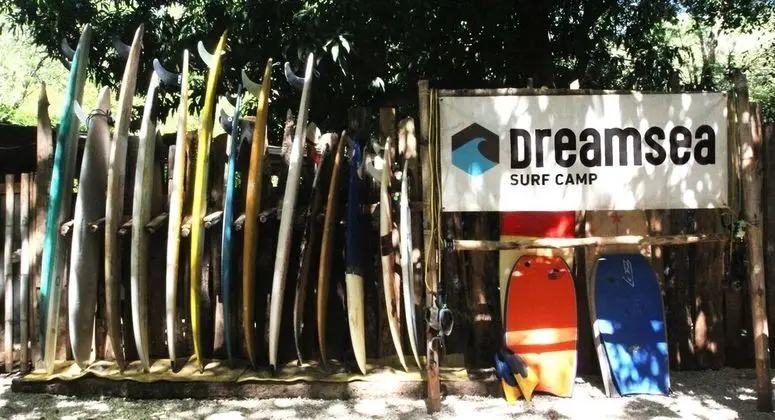 Dreamsea Surf Camp - Lobi
