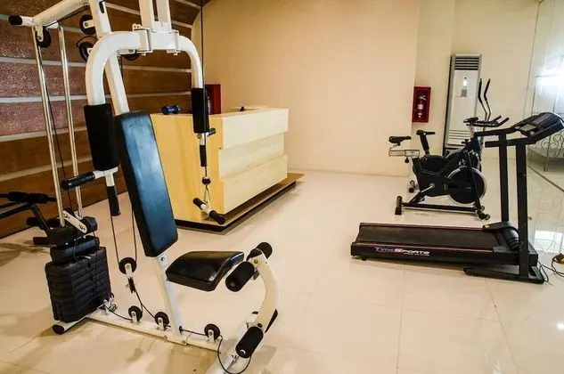 Dreamwave Hotel Lemery - Fitness